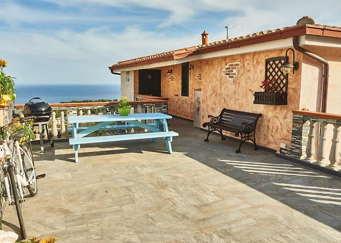 Vista Mare 別荘 カーラゴノネ